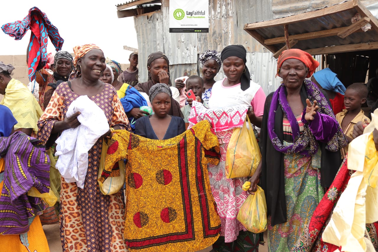 Distribution of Clothes, Shoes &amp; Books to IDPs  EY.N. IDP Camp, Vunoklang, Gerei LGA, Adamawa State